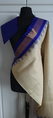 Offwhite & Blue Gadwal Silk
